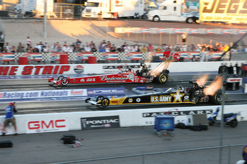 IMAGE: http://funhouse69.smugmug.com/photos/280624394_uBane-L.jpg