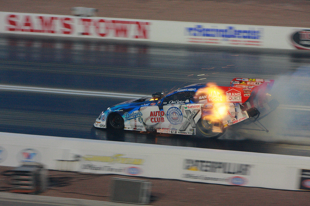 IMAGE: http://funhouse69.smugmug.com/photos/413064554_mSB5o-XL.jpg